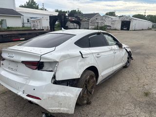 2019 Audi S5 3.0T Premium - Exterior Rear Right Corner Image